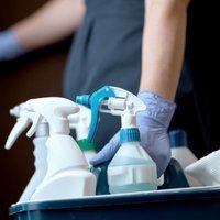 07-hb-reinigungszubehoer-chemie