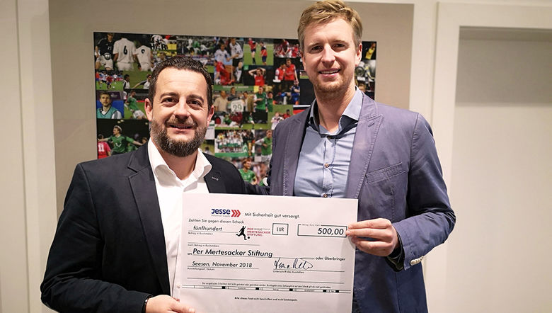 Spenden statt Geschenke - Per Mertesacker Stiftung – 500,00 Euro